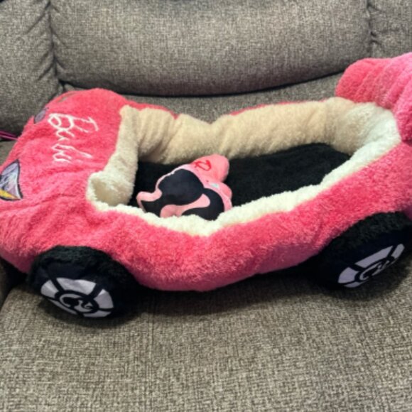 Barbie Plush Pink Car Pet Bed for Dogs and Cats like new - Picture 5 of 6